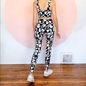 NWT Dazey LA Ani Anthropologie Checker Handprint Graphic Leggings Checkerboard